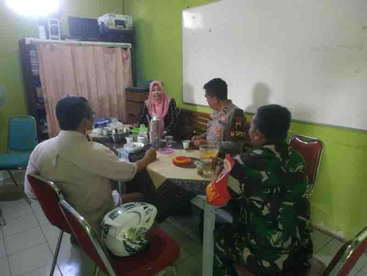 Babinsa Sambangi Kantor Panitia Pemungutan Suara (PPS) Kelurahan