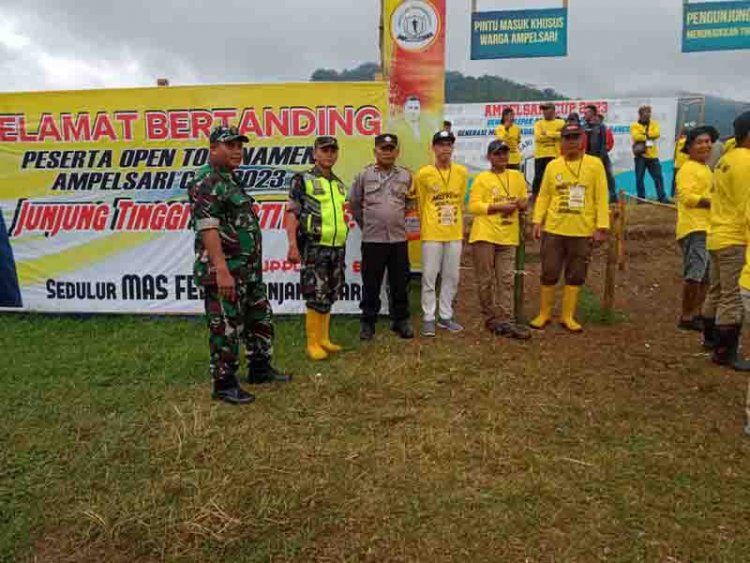Babinsa Terus Kawal Turnamen Sepakbola Ampelsari Cup II Tahun 2023