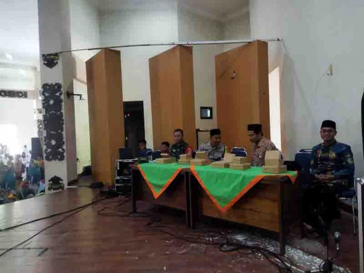 Babinsa Koramil 01 Banjarnegara Mewakili Danramil Menghadiri Acara Gebyar  1 Muharram 1445 H Dan Pentas Seni Santri