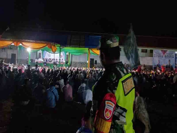 Giat Ruwat Bumi Desa Cendana,Babinsa Pemantauan Jalannya Seluruh Prosesi