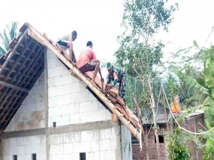 BABINSA MEMBANTU PEMBANGUNAN RTLH