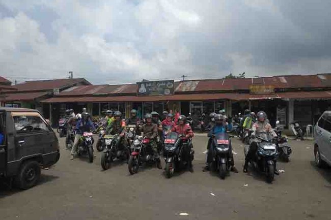 Forkopimca Bersama Seluruh Kades,Lurah dan PLKB Serta Babinsa Antar Eks Danramil Ke Tempat Tugas Baru Dengan Cara Touring