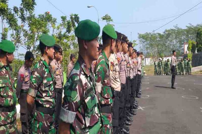 Apel Sinergitas 5 Pilar TNI, Polri, Pemda, KPU, Bawaslu  Kecamatan Banjarnegara Dalam Rangka Pengamanan Pemilu Tahun 2024