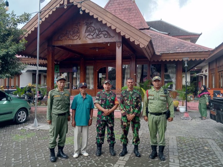 Babinsa Laksanakan Pendampingan Study Banding PKK Kelurahan Semarang Ke Kelurahan Sumber, Surakarta