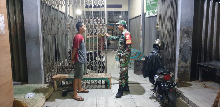 Jaga Kondusifitas Keamanan,Anggota Koramil 01 Banjarnegara Laksanakan Patroli Malam