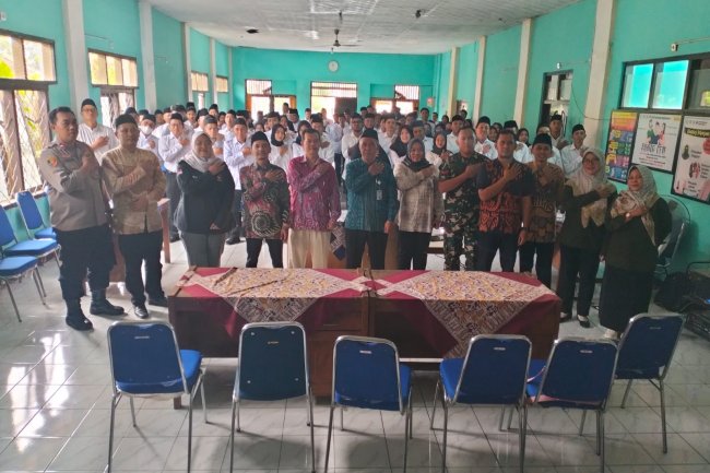 Seluruh Babinsa Koramil 01/Banjarnegara Hadiri Pelantikan KPPS Di Wilayah Binaan masing-masing