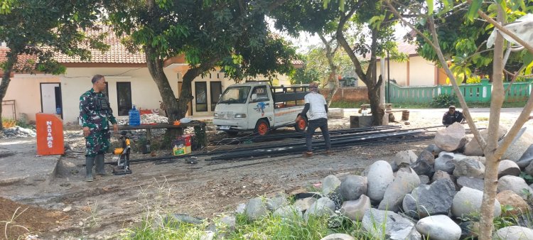 Babinsa Banjarnegara Dampingi Pembangunan KDKMP di Sokanandi